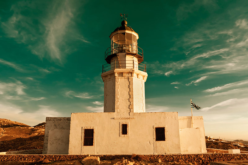 Armenistis: The emblematic lighthouse of Mykonos